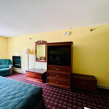 Ozark Inn And Suites Осейдж-Бич Экстерьер фото