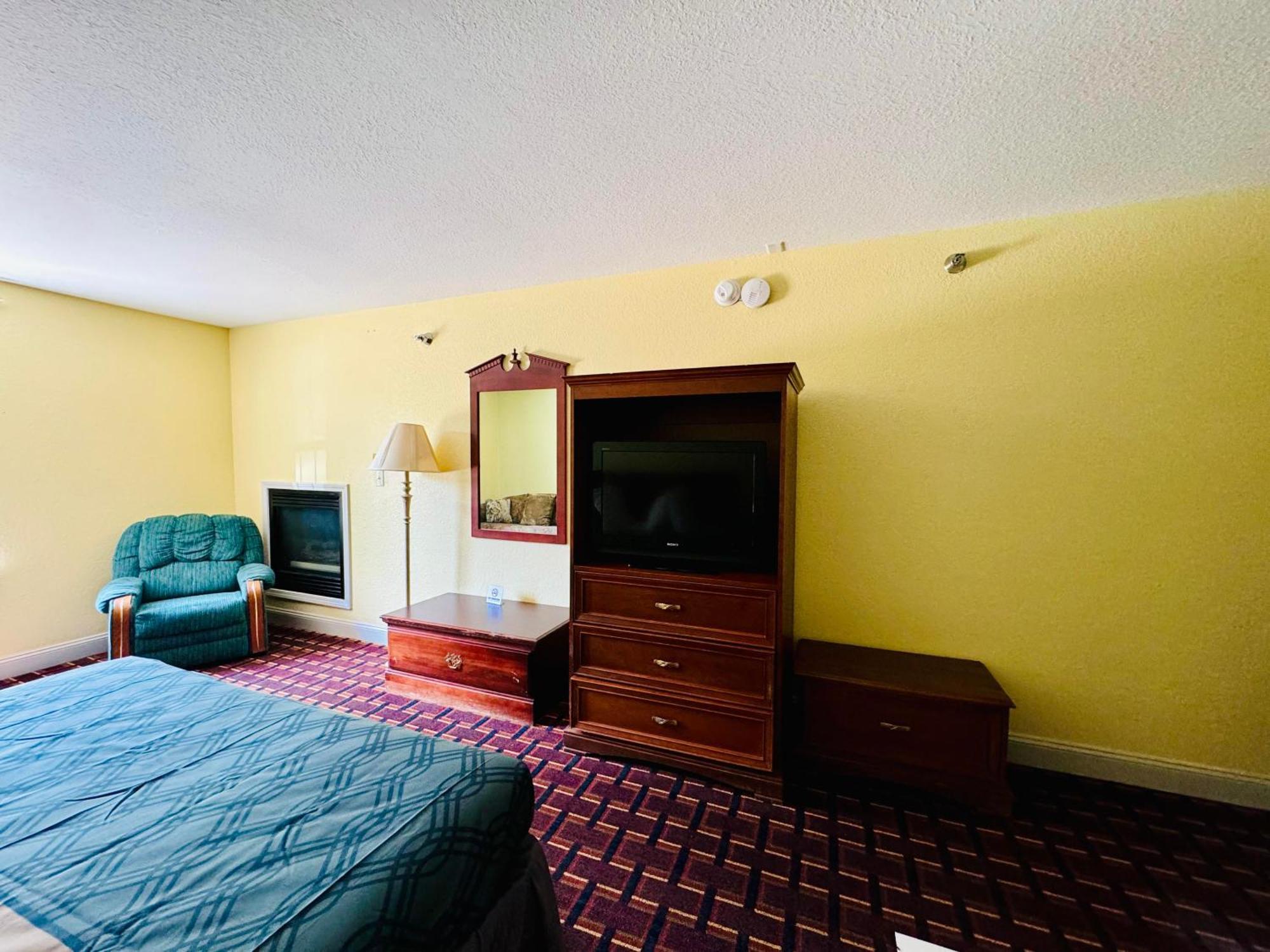 Ozark Inn And Suites Осейдж-Бич Экстерьер фото
